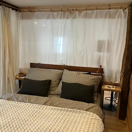 Apartment Anno 1763 *